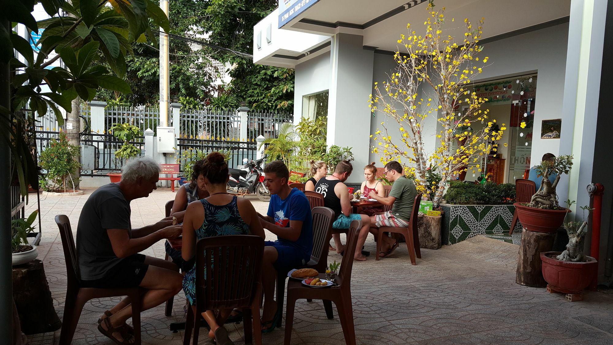 Lien Thong Hotel Phu Quoc Exterior photo